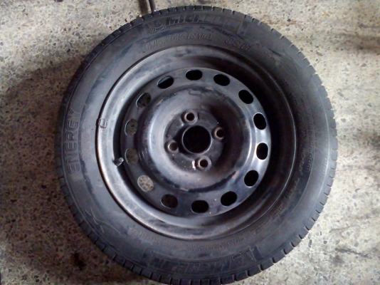 ขายยางนอกพร้อมกะทะเหล็ก 4 รู ยีห้อยาง MICHELIN ขอบ 175/65/14 ปี 2010 *ขายเป็นล้ออะไหล่* ขาย 4 วง 2,000 บาท ยางยังใช้ได้ แต่ปีเก่า และเริ่มแข็ง ถอดไว้นาน ขายยางนอกพร้อมกะทะเหล็ก 4 รู ยีห้อยาง MICHELIN ขอบ 175/65/14 ปี 2010 *ขายเป็นล้ออะไหล่* ขาย 4 วง 2,000 บาท ยางยังใช้ได้ แต่ปีเก่า และเริ่มแข็ง ถอดไว้นาน