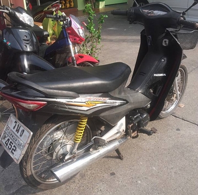 ขายได้ขาย Wave 100u-box ท้ายดำ ปี51