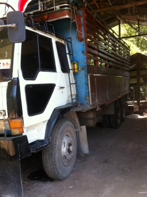 ขายสิบล้อFUSO FN516  เครื่อง6D16 195 แรง