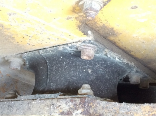 รถบดเบรคดาวน์ CAT CB534B ปี 2005 นำเข้าจากอเมริกา ถึงไทยแล้ว ราคาถูกครับ