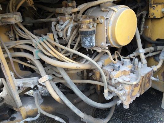 รถบดเบรคดาวน์ CAT CB534B ปี 2005 นำเข้าจากอเมริกา ถึงไทยแล้ว ราคาถูกครับ