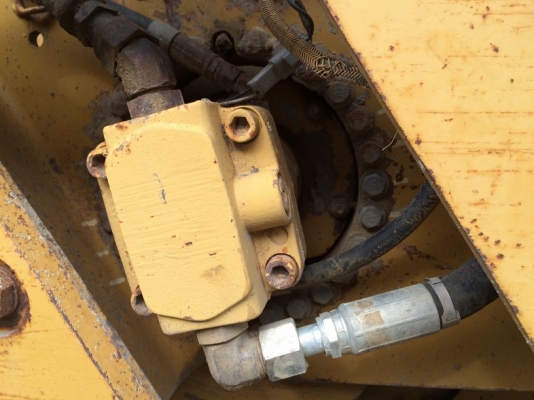 รถบดเบรคดาวน์ CAT CB534B ปี 2005 นำเข้าจากอเมริกา ถึงไทยแล้ว ราคาถูกครับ