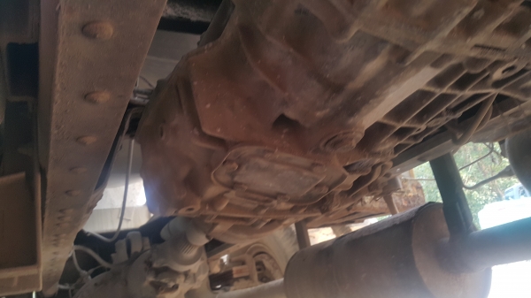 Isuzu deca 270 รถสิบล้อโม่ปูน หัวป่วยซ่อมได้คะ