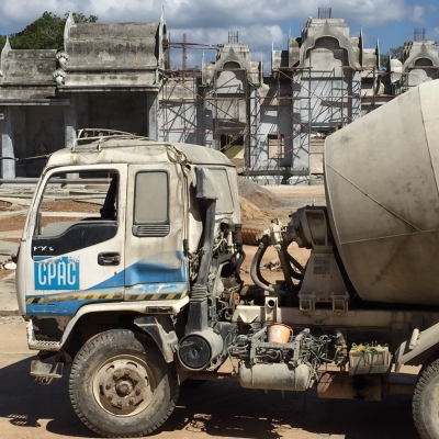 Isuzu deca 270 รถสิบล้อโม่ปูน หัวป่วยซ่อมได้คะ