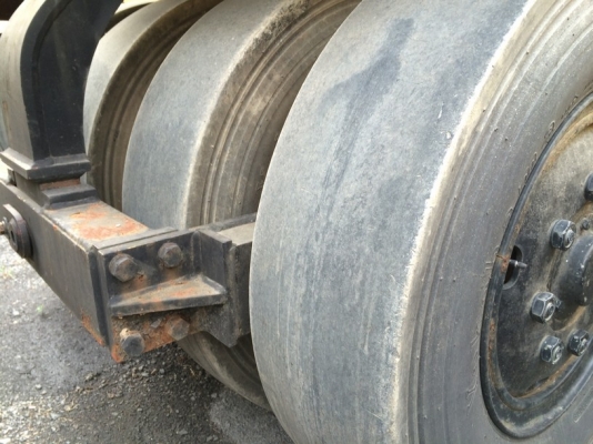 รถบดล้อยาง Kawasaki KR20D แบบ 9 ล้อ ปี 1992 นำเข้าจากญี่ปุ่น