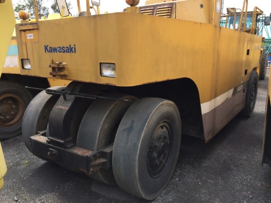 รถบดล้อยาง Kawasaki KR20D แบบ 9 ล้อ ปี 1992 นำเข้าจากญี่ปุ่น