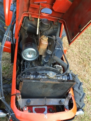 รถไถคูโบต้า รุ่น X-24,24 แรงม้า ขับเคลื่อน 4 ล้อ 4สูบ พวงมาลัยเพาเวอร์ รถไถญี่ปุ่นแท้ อุปกรณ์มี ดันหน้า ผานพรวน 4 แถมคราด แบตเตอร์รี่ใหม่ ปรับสภาพเรียบร้อย ราคาคุยกันได้ครับ