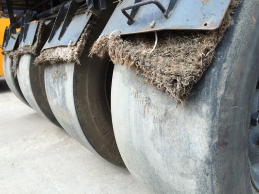 รถบดล้อยาง Hitachi RT200WT SN: 43009 ปี 1996 นำเข้าตรงจากญี่ปุ่น สภาพงามครับ