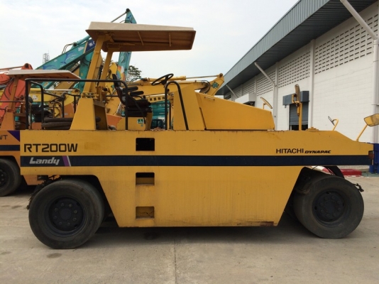 รถบดล้อยาง Hitachi RT200WT SN: 43009 ปี 1996 นำเข้าตรงจากญี่ปุ่น สภาพงามครับ