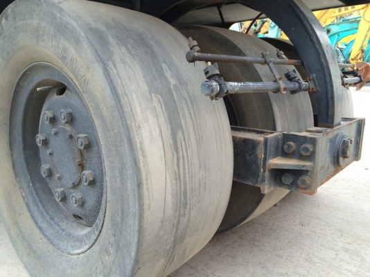 รถบดล้อยาง Hitachi RT200WT SN: 43009 ปี 1996 นำเข้าตรงจากญี่ปุ่น สภาพงามครับ