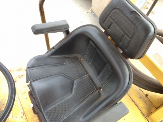 รถบดล้อยาง Hitachi RT200WT SN: 43009 ปี 1996 นำเข้าตรงจากญี่ปุ่น สภาพงามครับ