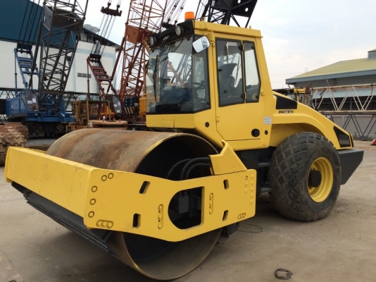 Bomag BW211D-4 ขนาด 10 ตัน ปี 2007 ซีเรียล 101582401437 ถึงไทยแล้วครับ ไม่แพง