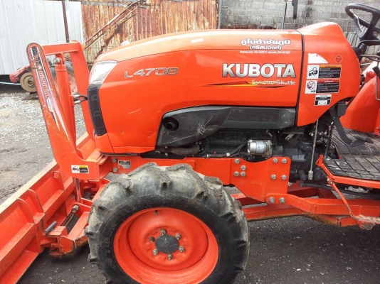 คูโบต้า L4708 4 WD ใบมีดดันหน้าตราช้าง ทำงาน 840 ชั่วโมง เล่มทะเบียนครบ