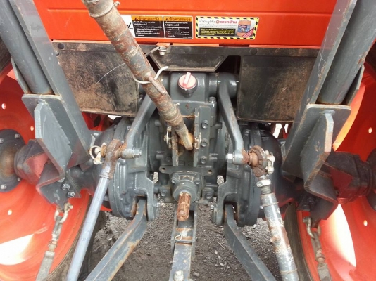 คูโบต้า L4708 4 WD ใบมีดดันหน้าตราช้าง ทำงาน 840 ชั่วโมง เล่มทะเบียนครบ