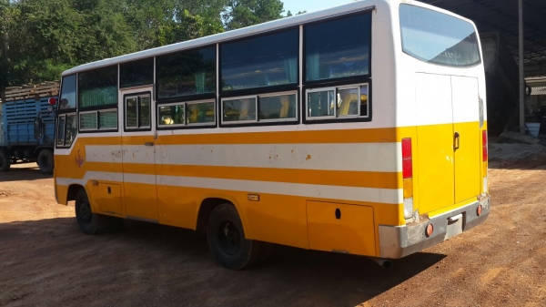 รถบัสเล็กสภาพสวย