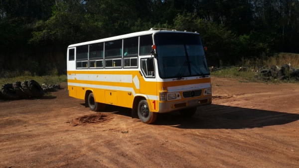 รถบัสเล็กสภาพสวย