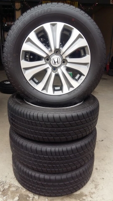 ขายล้อแม็ก honda freed 15"ยางปี15 สนใจติดต่อ ตาเล็ก ล้อและยางครับ 081-3747940 ขายล้อแม็ก honda freed 15"ยางปี15 สนใจติดต่อ ตาเล็ก ล้อและยางครับ 081-3747940