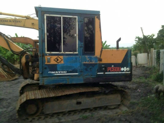 คขายรถแบ็คโฮ Komatsu pc60-3 เครื่องเดิม ปั๊มเดิม บูมพับได้ เอกสารสัญญาซื้อขาย