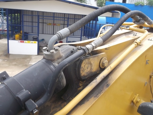 รถขุด cat 320D #03704 รถเก่าญี่ปุ่น ราคาไม่แรงค่ะ รถอยู่ที่นิคมบางปะอิน อยุธยา สนใจ ติดต่อ ใหม่ 061-4194022