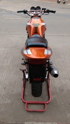 ขายคับ HONDA CB400 ปี93 สีสวย ท้ายเทค1 ท่อแต่งทั้งเส้น แฮนด์บาร์ ไฟเลี้ยวแต่ง อินวอยส์ สรรพสามิตร ราคา 59500 บาท ส่งได้ทั่วไทยคับ สนใจติดต่อ 081-0578282 FACEBOOK ชาญณรงค์ ป๊อป ชัยอมฤต ไอดีไลน์ POPBIGBIKESAKON คับ สนใจรถสวย ถูก ดี ต้อง POP BIGBIKE SAKONNAK