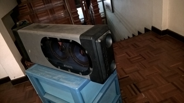 SUB BOX KENWOOD พร้อมสายแจ็ค ราคา 4500 บาท ไลน์ไอดี preeda1953 085 9688 911 084 6679 841