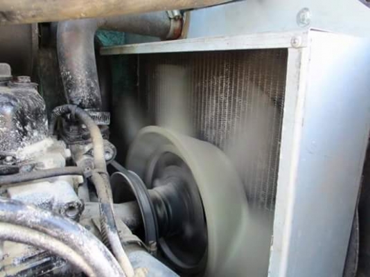 ขายรถขุด ยี่ห้อ: KOMATSU  รุ่น: PC40R-8 รถเก่านอกแท้ มีเอกสารใบอินวอย รถไม่เคยใช้งานในไทย สนใจติดต่อ: 099-907-9273กิ๊ฟ กมลชนก