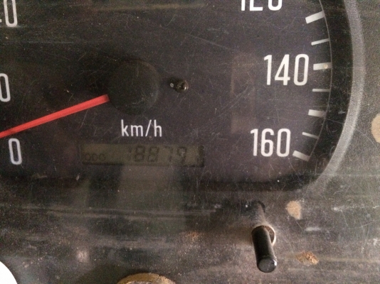 ขายด่วน รถหกล้อ  ISUZU NPR 130  ปี 49 รถสภาพดีมาก  พร้อมใช้งาน เอกสารพร้อม