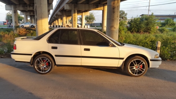 ฮอนด้า แอคคอร์ตตาเพชร ปี 92  ติดแก๊ส ประหยัด ราคาถูก