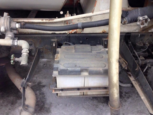 ขายด่วน รถโม่ปูน 2.5 คิว 175แรงม้ารถนอกนำเข้า สภาพพร้อมใช้ ขายด่วน รถโม่ปูน 2.5 คิว 175แรงม้ารถนอกนำเข้า สภาพพร้อมใช้