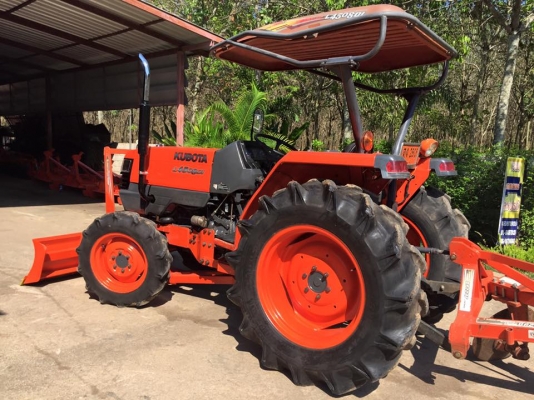 ขายรถไถKubota L4508DI (4WD) พร้อมใบมีดหน้าและผานบุกเบิกช้าง รถพร้อมใช้งาน