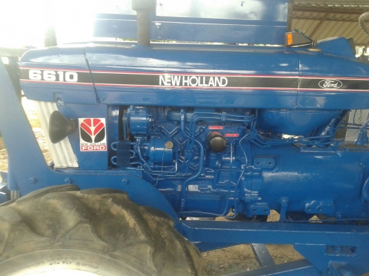 ขายรถไถฟอรด6610  สองเพลาคานหน้าZF   335ใหญ่ราคา385000บาท0871684611