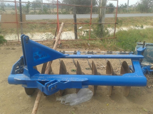 ขายรถไถฟอรด6610  สองเพลาคานหน้าZF   335ใหญ่ราคา385000บาท0871684611