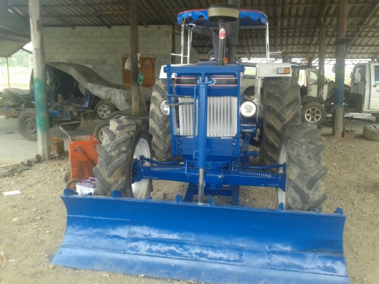 ขายรถไถฟอรด6610  สองเพลาคานหน้าZF   335ใหญ่ราคา385000บาท0871684611