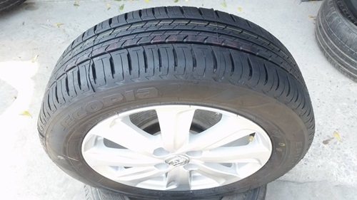 ขายล้อป้ายแดงTOYOTA New VIOS ยางปี 5015 4 ล้อ