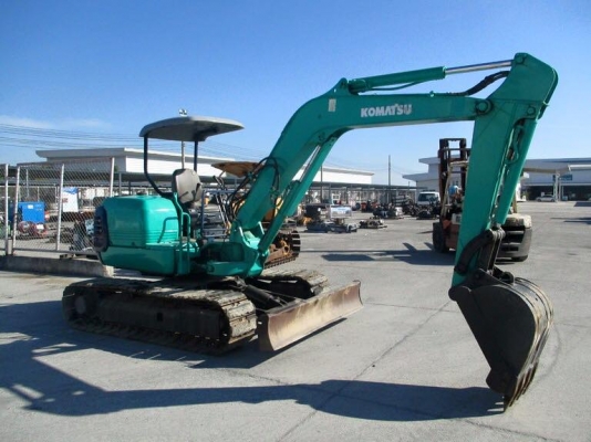 รถขุด. Komatsu pc 40R-8 ราคา. 480,000บาท