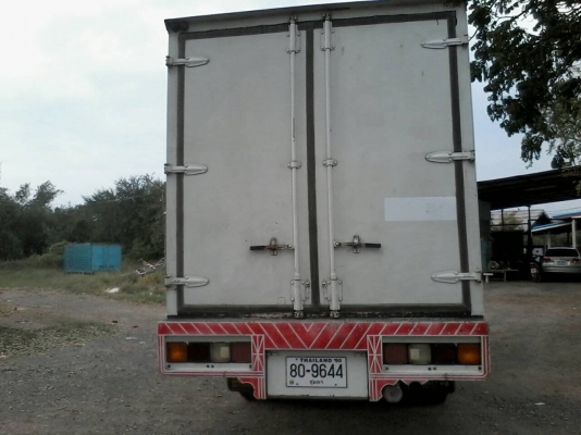 ขาย6ล้อFRR210 หัวตึก ยูโร3 จดปี54ตู้แห้งสวยๆยาว5.50เมตร ขาย6ล้อFRR210 หัวตึก ยูโร3 จดปี54ตู้แห้งสวยๆยาว5.50เมตร