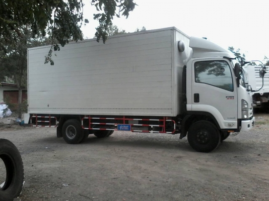 ขาย6ล้อFRR210 หัวตึก ยูโร3 จดปี54ตู้แห้งสวยๆยาว5.50เมตร ขาย6ล้อFRR210 หัวตึก ยูโร3 จดปี54ตู้แห้งสวยๆยาว5.50เมตร