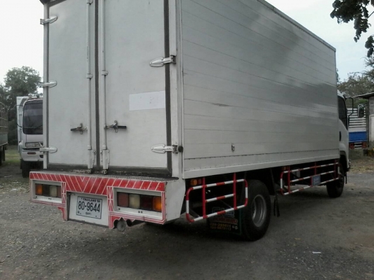 ขาย6ล้อFRR210 หัวตึก ยูโร3 จดปี54ตู้แห้งสวยๆยาว5.50เมตร ขาย6ล้อFRR210 หัวตึก ยูโร3 จดปี54ตู้แห้งสวยๆยาว5.50เมตร