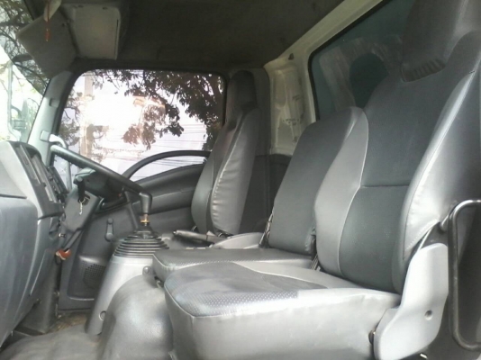 ขาย6ล้อFRR210 หัวตึก ยูโร3 จดปี54ตู้แห้งสวยๆยาว5.50เมตร ขาย6ล้อFRR210 หัวตึก ยูโร3 จดปี54ตู้แห้งสวยๆยาว5.50เมตร