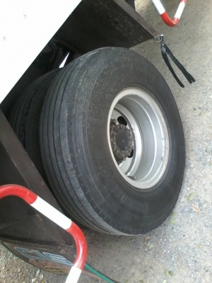 ขาย6ล้อFRR210 หัวตึก ยูโร3 จดปี54ตู้แห้งสวยๆยาว5.50เมตร ขาย6ล้อFRR210 หัวตึก ยูโร3 จดปี54ตู้แห้งสวยๆยาว5.50เมตร