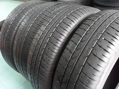 ขายยาง BRIDGESTONE B250 ปี10 2เส้น ปี13 2เส้น (1ชุด) 185/65/15 ราคา 1,500