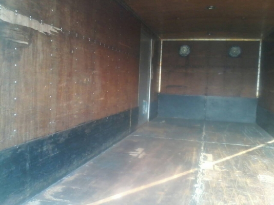 ตู้แห้งยกลงจากMega FC4J ยาว5.70เมตร พื้นเหล็กสภาพสวย