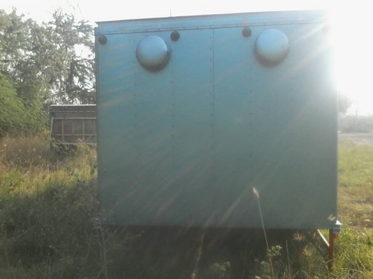 ตู้แห้งยกลงจากMega FC4J ยาว5.70เมตร พื้นเหล็กสภาพสวย