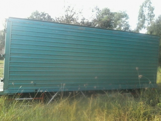 ตู้แห้งยกลงจากMega FC4J ยาว5.70เมตร พื้นเหล็กสภาพสวย