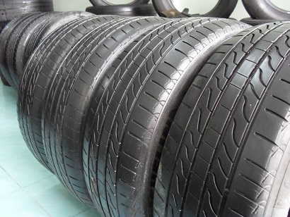 ขายยาง MICHELIN PRIMACY LC ปี1913 3เส้น ปี12 1เส้น (1ชุด) 215/60/16 ราคา 2,600