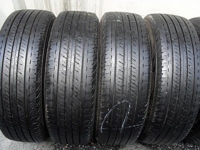 ขายยาง BRIDGESTONE Duravis ปี12 2เส้น ปี13 2เส้น (1ชุด) 195R15 ราคา 3,200