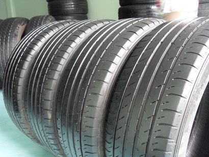 ขายยาง DUNLOP SPORT MAXX 050 ปี3614 3เส้น ปี13 1เส้น  (1ชุด) 225/60/18 ราคา 4,800