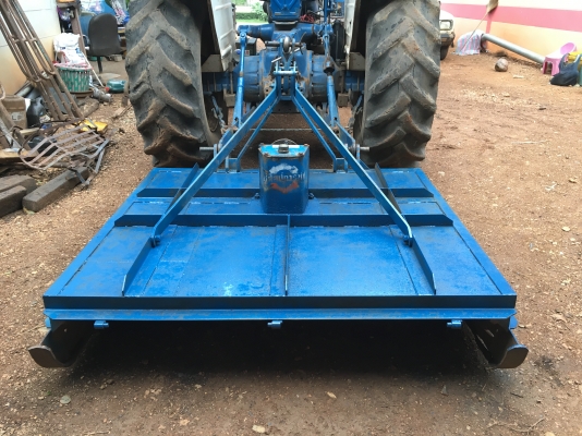 ขายเครื่องตัดหญ้าใส่ฟอร์ดคูโบต้าได้ของชูศิลป์การช่าง