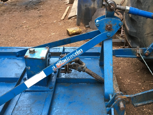 ขายเครื่องตัดหญ้าใส่ฟอร์ดคูโบต้าได้ของชูศิลป์การช่าง