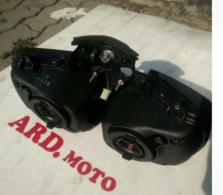 ไฟหน้า CBR 1000RR แท้ๆ เก่า ญี่ ปุ่น ปี 04~ 07